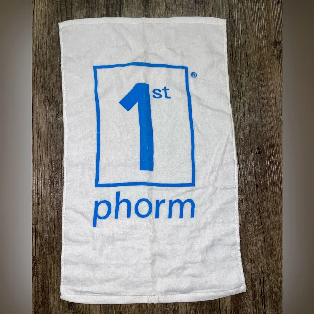NWOT 1st Phorm gym hand towel blue and white